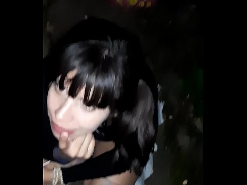 ❤️ Na ulici zduřelý penis výměnou za bonbóny ☑ Jen porno u nás ❌